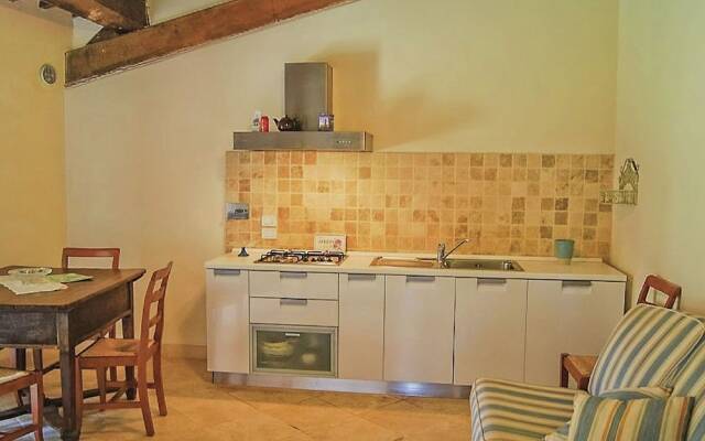 Pleasant Farmhouse in Rapolano Terme With Swimming Pool