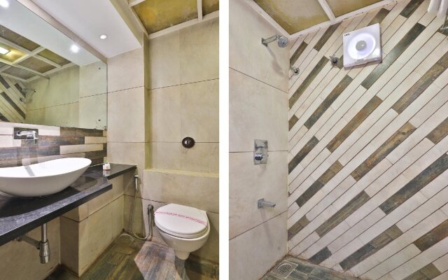 OYO 13372 Hotel Laksh Residency