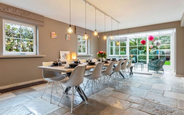 Stylish Villa In Lokeren With Sauna And Various Facilities For Children