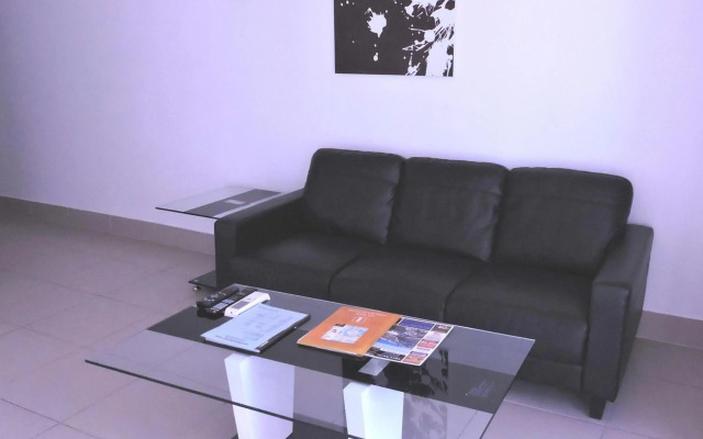 Broadbeach Travel Inn Apartments