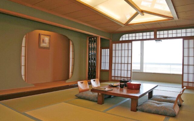 Ooedo Onsen Monogatari Premium Shirahama Gyoen
