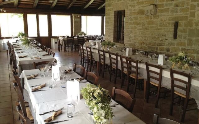 Agriturismo Acero Rosso