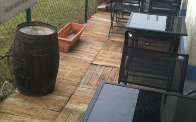 Hotel La Gare Des Années Folles