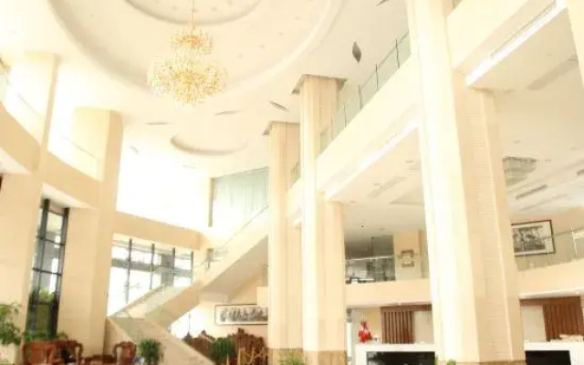 Hadara Peninsula Hotel