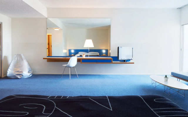 The Standard, Hollywood