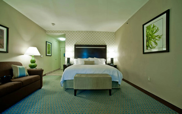 Hampton Inn & Suites Denison