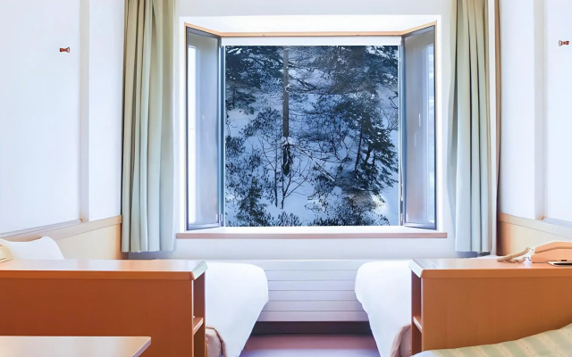 Manza Kogen Hotel