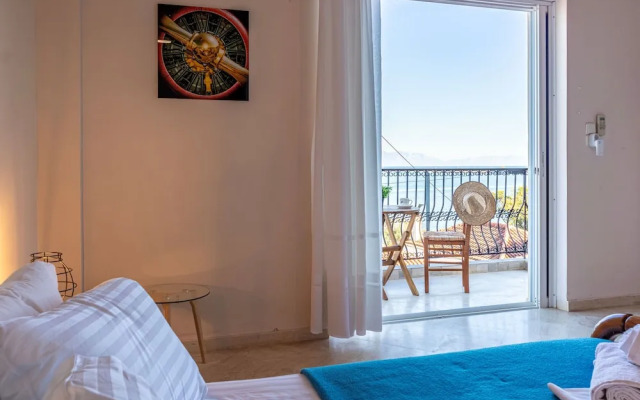 Seaside Sunset Studio - Perfect Location