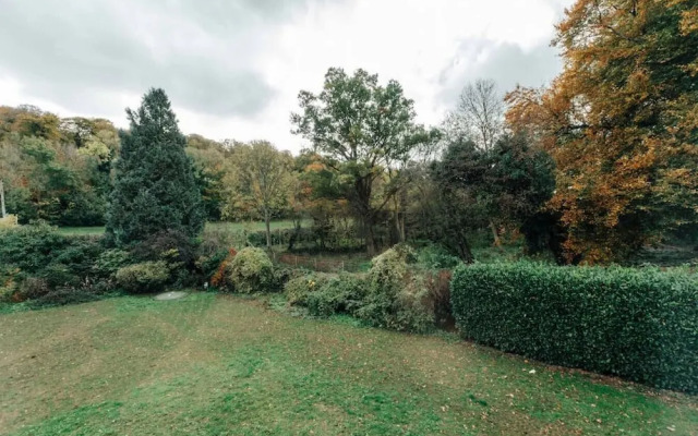 Woodvale Retreat - Sleeps 20