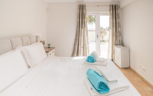 Modern Ocean-view Townhouse