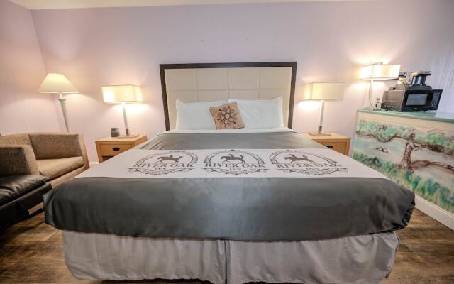 River Oak Inn