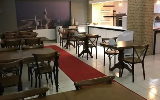 Comfort Suites Hotel