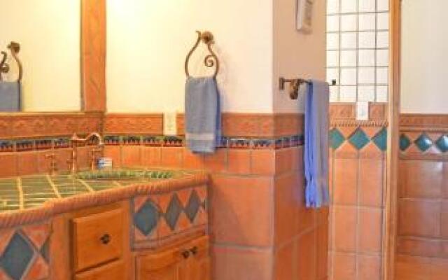 Casa de Paraiso by RedAwning