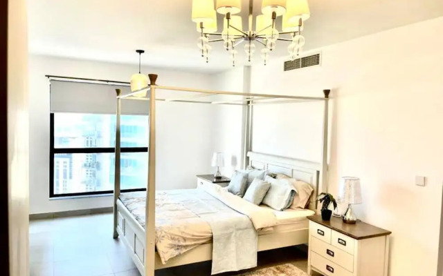 Large 4 Bedroom Sea View Jbr