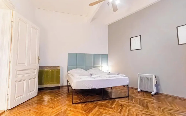 Beautiful 1BR Near Danube Praterstern