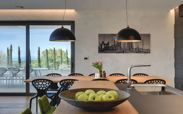 Villa in Vodnjan With Swimming Pool