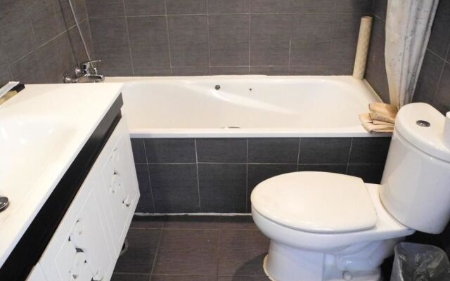 Beijing Guoji Apartment Hotel