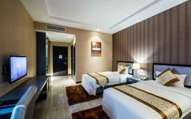 The Litz Hotel & Suites