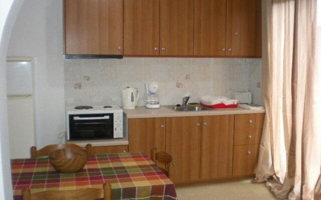Lofos Apartments