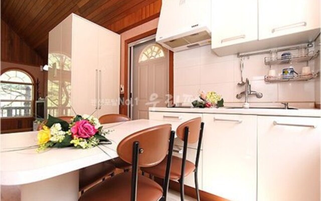 Wangju Hoam Villa Pension