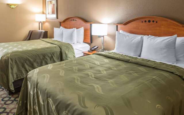 Quality Inn & Suites Columbus West - Hilliard