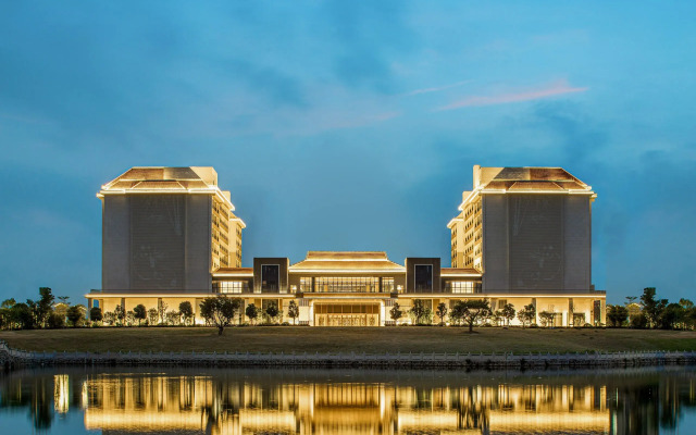 Qianhuazhou Hotel