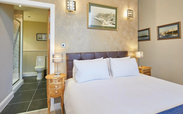 Host Stay Three Bays