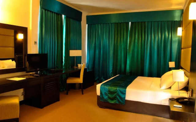 Peacock Beach Resort & Spa