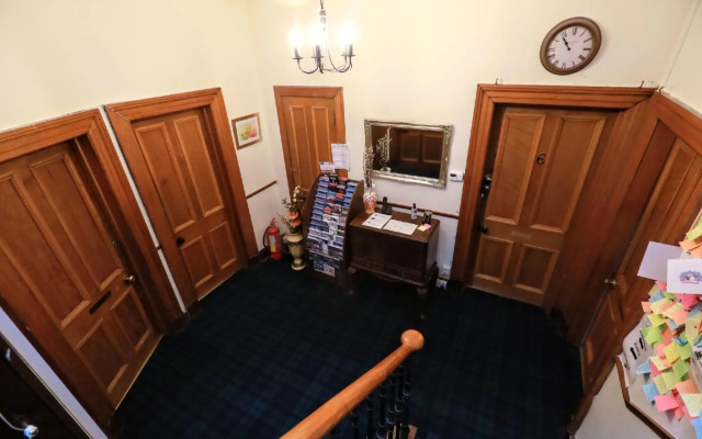 Airdenair Guest House