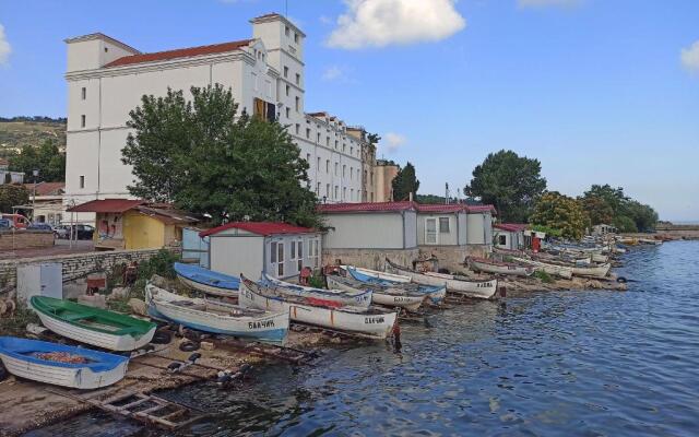 Miramar Balchik Apartment 10
