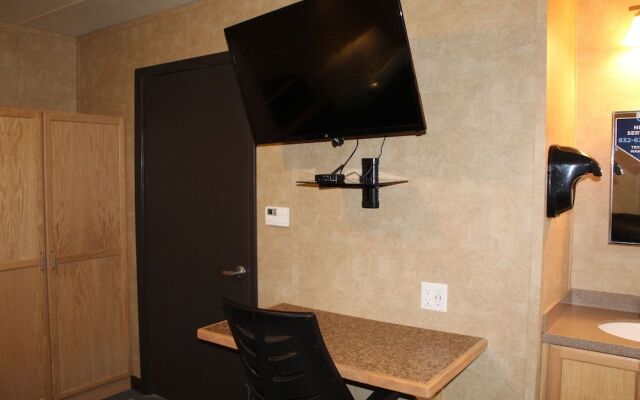 Target Hospitality - Carlsbad Lodge