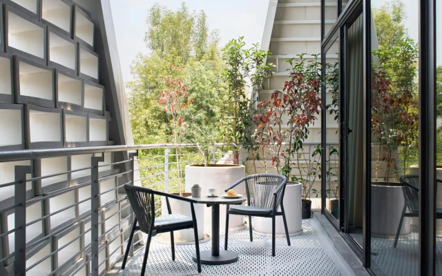 Xoma Boutique Stays by Viadora