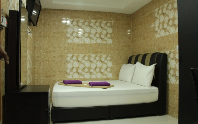 Sungai Besi Hotel
