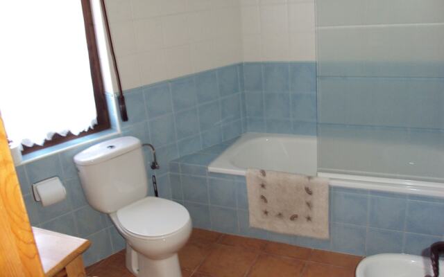 Ermita de Gredos Casas Rurales Artesano I y II/III