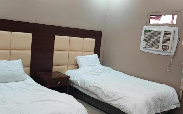 شقة عزيزية العلا