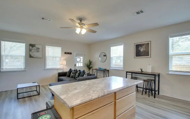 Downtown Pensacola Vacation Rental w/ Yard!