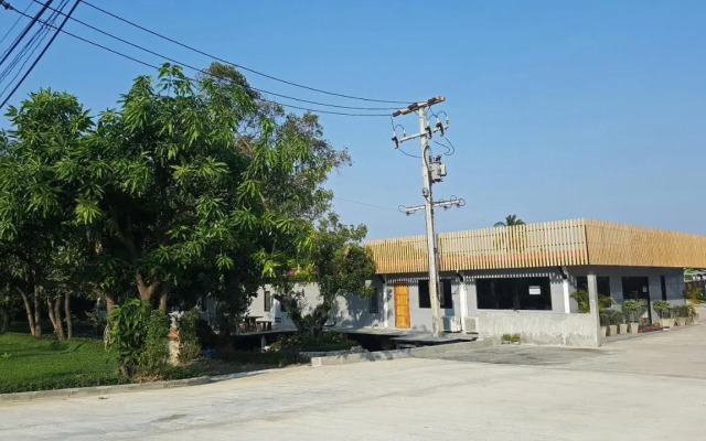 Nai Suan Inn