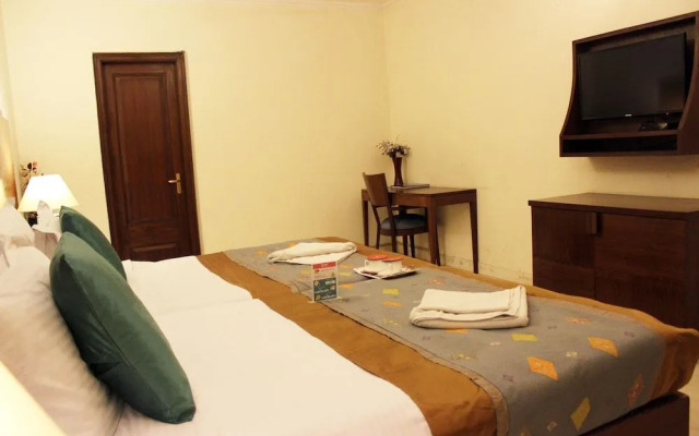 OYO 610 Hotel Residence Phase 3