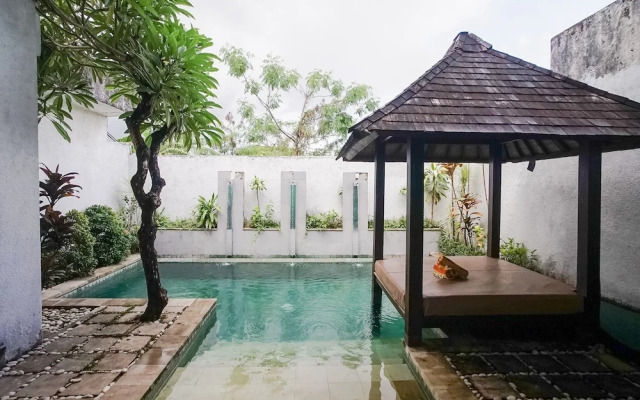 Queen Rose Villa & Spa