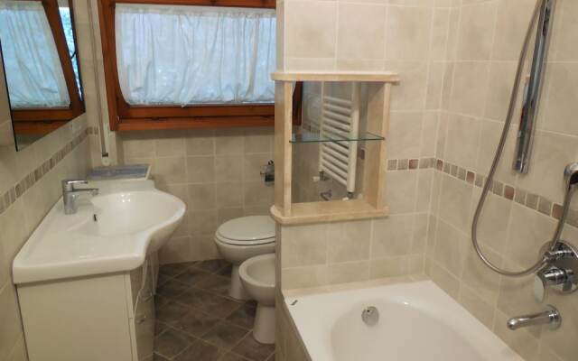 Holiday House for 9 Persons