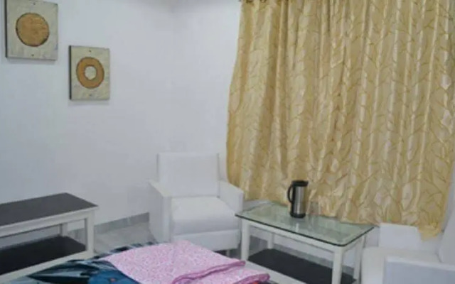 Hotel Shree Gayatri Annex by JK Rooms