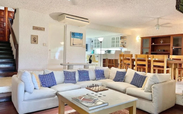 Villa Sicilia by Andiani Travel