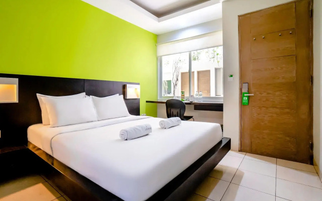 LeGreen Suite Tondano