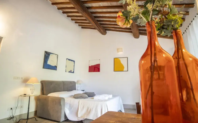 Cosy Apartment With Garden