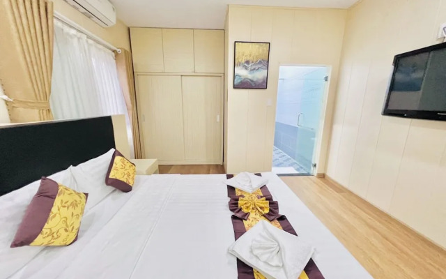 Truc Huyen Hotel