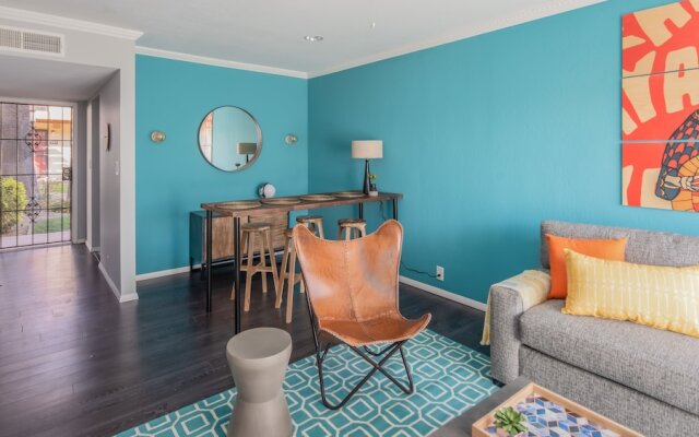 Stylish1BR Fashion Square by WanderJaunt