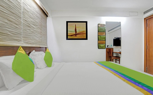 ZO Cherry Tree Palasia