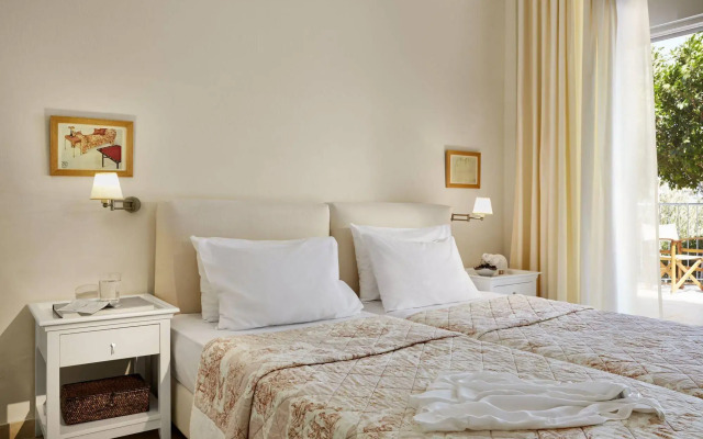Pleiades Luxurious Villas