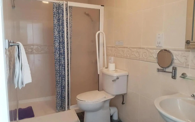 Gwesty'r Marine Hotel & Spa