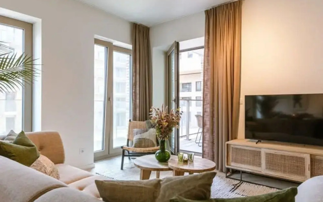 Beautiful Warm Apartment With Terrace in Ostend